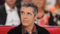 VOICI - Julien Clerc agressé au Parc des princes