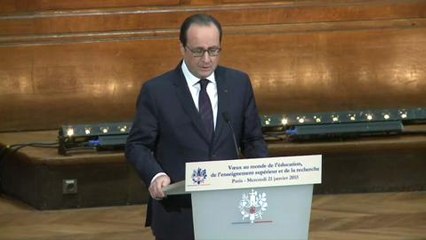 Charlie Hebdo: Hollande remercie le monde éducatif