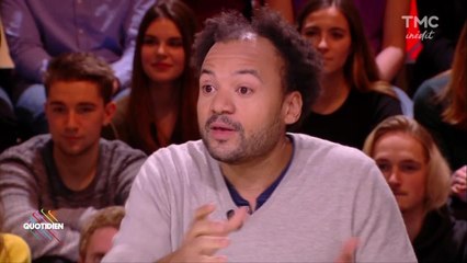 VOICI Fabrice Eboué révèle qu'il a écarté Franck de Lapersonne de son dernier film_________