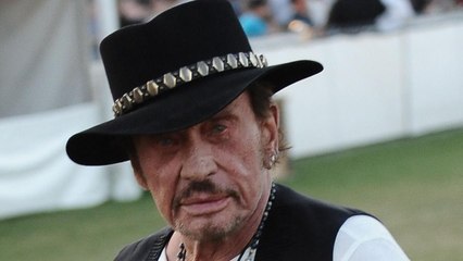 VOICI Johnny Hallyday : le surprenant manège qu’il mettait en place pour éponger ses dettes
