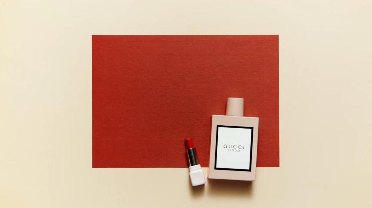 Nos beauty crushs : Eau de Parfum Gucci Bloom et le rouge à lèvres KissKiss Lovelove Guerlain