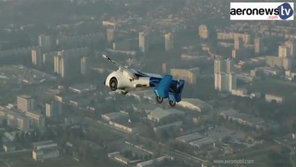 Sortie de route pour la voiture volante Aeromobil
