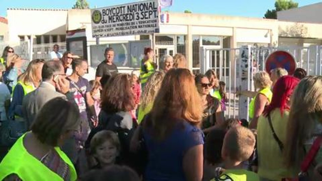 Rythmes scolaires: écoles fermées dans une "grosse quinzaine" de communes