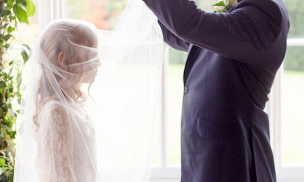 زواج قاصر يثير جدلًا واسعًا في العراق