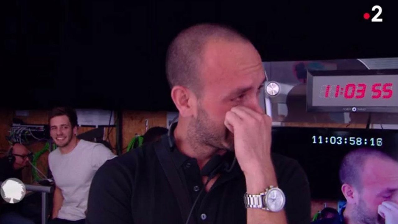 VOICI Sophie Davant : son assistant de production en larmes après un bel hommage