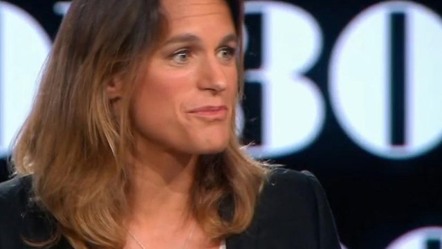 VOICI - Amelie Mauresmo revient sur son coming-out brutal