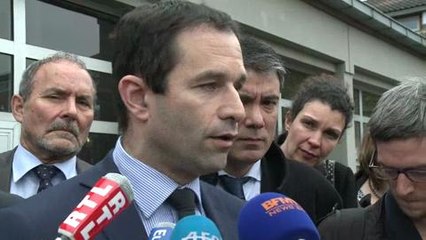 Hamon n'entend pas "détricoter" la réforme des rythmes scolaires