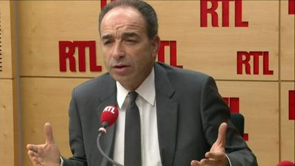 Attractivité: Hollande doit rentrer dans le concret selon Copé