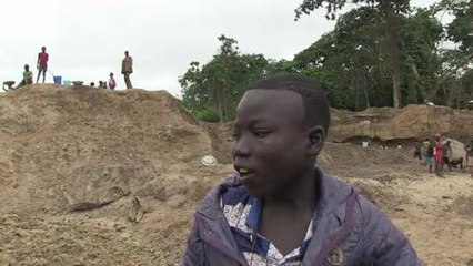 Centrafrique: à la mine d'or de Gaga, on tue pour des paillettes