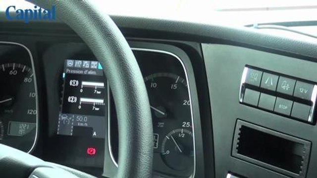 A bord du Mercedes Benz Actros, le camion de l'année