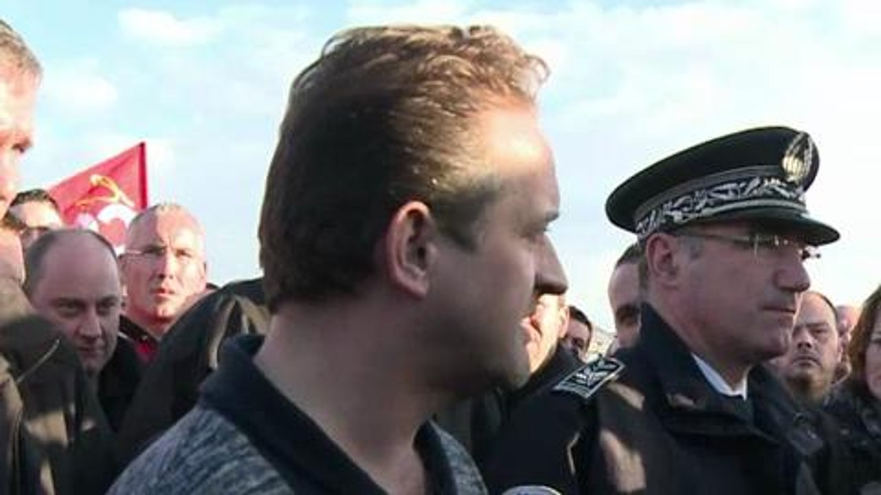 Goodyear Amiens-Nord: fin de la séquestration des deux cadres