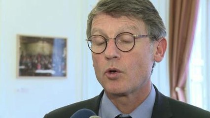 Education: Peillon ouvre le chantier du métier enseignant