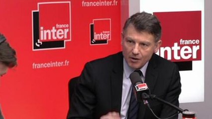 Rythmes scolaires: Peillon reconnaît que "ça tangue"