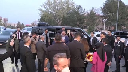 ŞANLIURFA - Gençlik ve Spor Bakanı Kasapoğlu, öğrencilerle iftarda buluştu