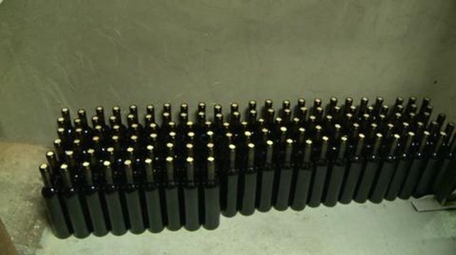 Mise en bouteille de la cuvée 2011 du vin de Montmartre