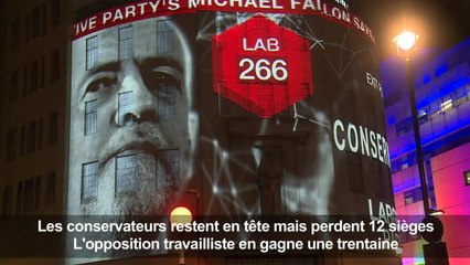 Grande-Bretagne: T. May perd sa majorité absolue au Parlement