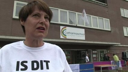 "Élève noir" cherche "camarade blanc" à Amsterdam