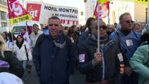 Infirmiers et aides-soignants manifestent à Paris et Marseille