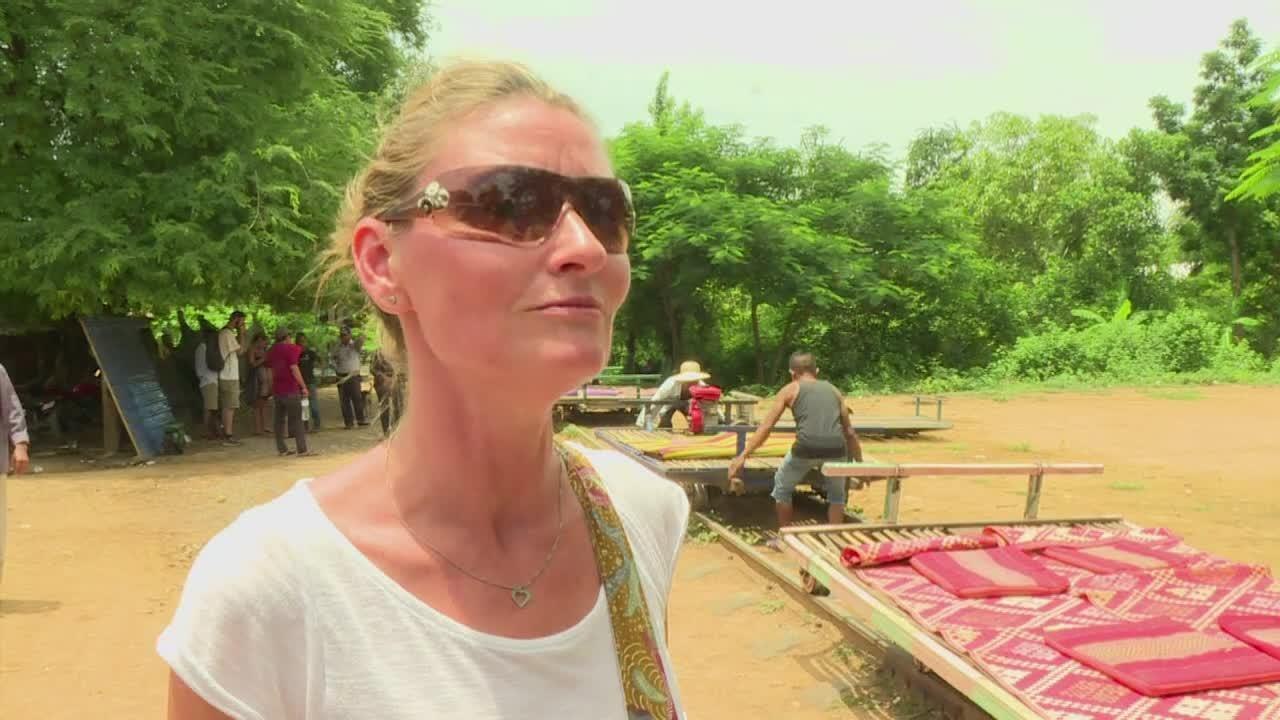 Le "train de bambou" menacé au Cambodge