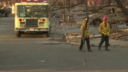 Californie: un quartier de Santa Rosa réduit en cendres