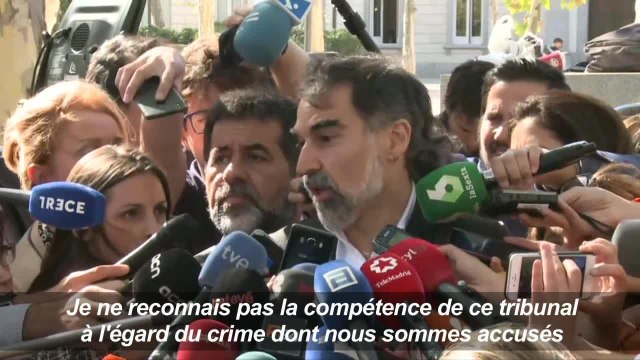 Les séparatistes catalans jugés pour sédition restent libres