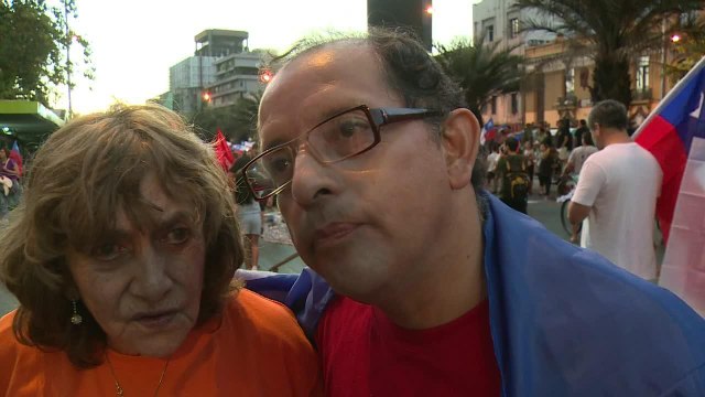 Chili: des partisans de Piñera fêtent sa victoire