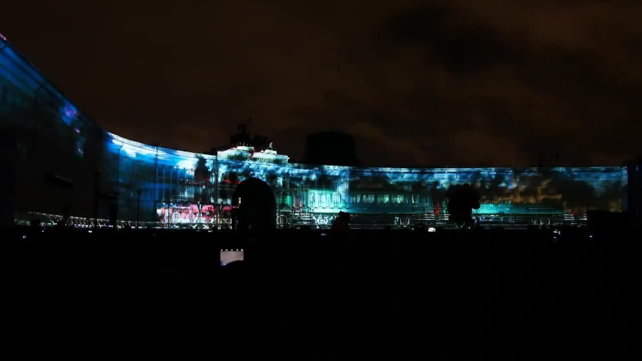 Russie:un festival de lumières pour les 100 ans de la révolution