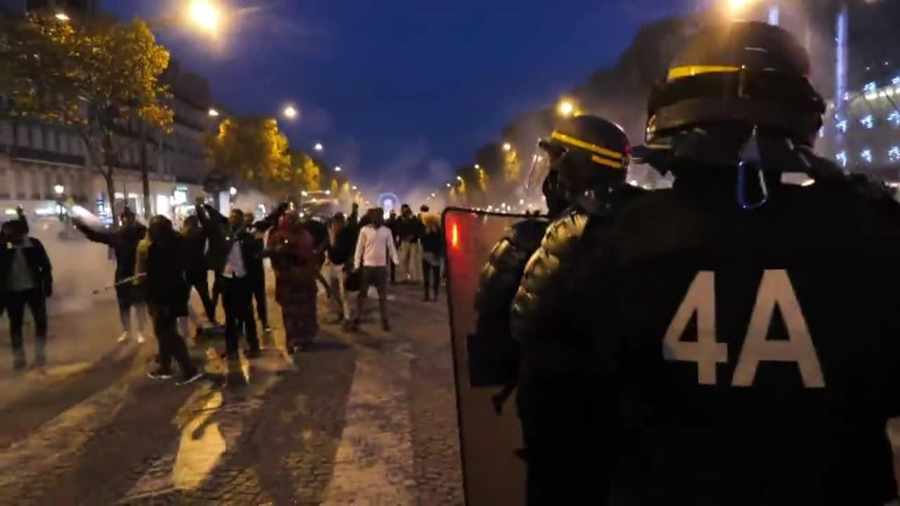 Rassemblement à Paris contre l'esclavage en Libye