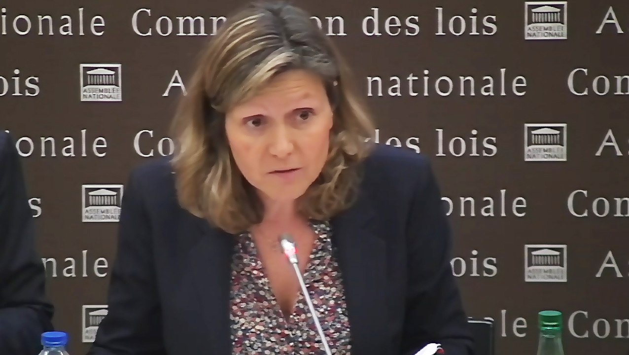 “Vous pourriez être ma mère” : la réflexion d’un député LR à une présidente de commission passe très mal
