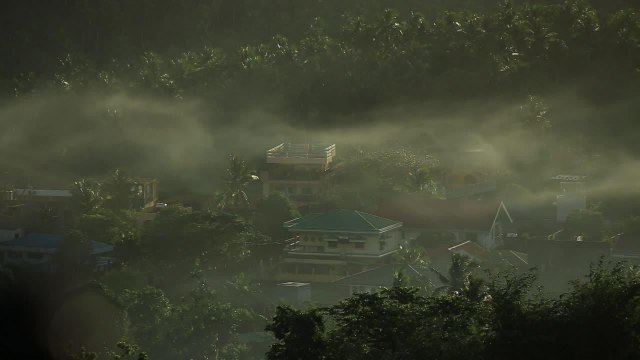 Philippines: le volcan Mayon crache lave et cendres