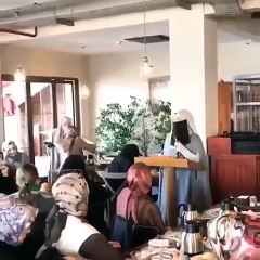 Ayetlerle kuantum ve bilinçaltı temizliği yapan kadın milyonları götürdü