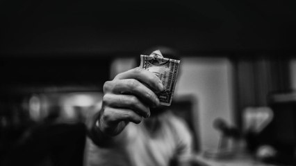 Faut-il taxer les dividendes pour financer la transition écologique ?