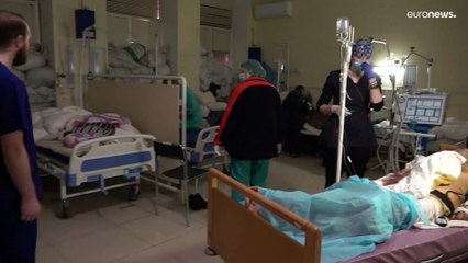 Ucrania | Exhumación de fosas comunes en Bucha para documentar crimenes de guerra de Rusia