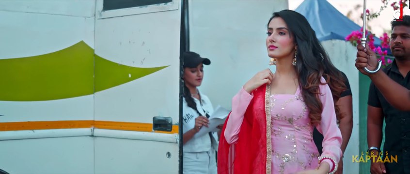 Pent Straight (Official video ) Gurnam Bhullar | Baani sandhu | Desi Crew | Kaptaan