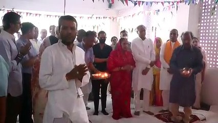 सीएम गहलोत ने मां दुर्गा की पूजा कर प्रदेशवासियों के लिए ये मांगी कामना