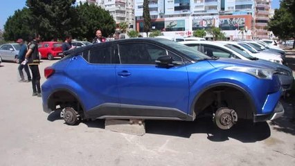Park halindeki otomobilin 4 lastiğini çalan hırsız, bir saatte yakalandı