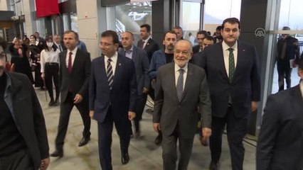 Karamollaoğlu, partisinin İstanbul İl Başkanlığı iftarında konuştu