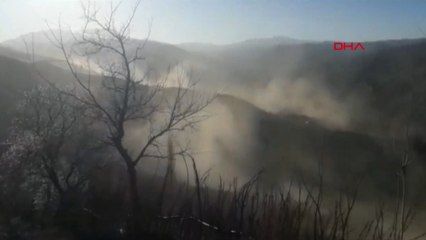 Pütürge'deki depremde oluşan toz bulutu kamerada