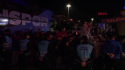 SPOR Trabzonspor'a taraftarından coşkulu moral desteği