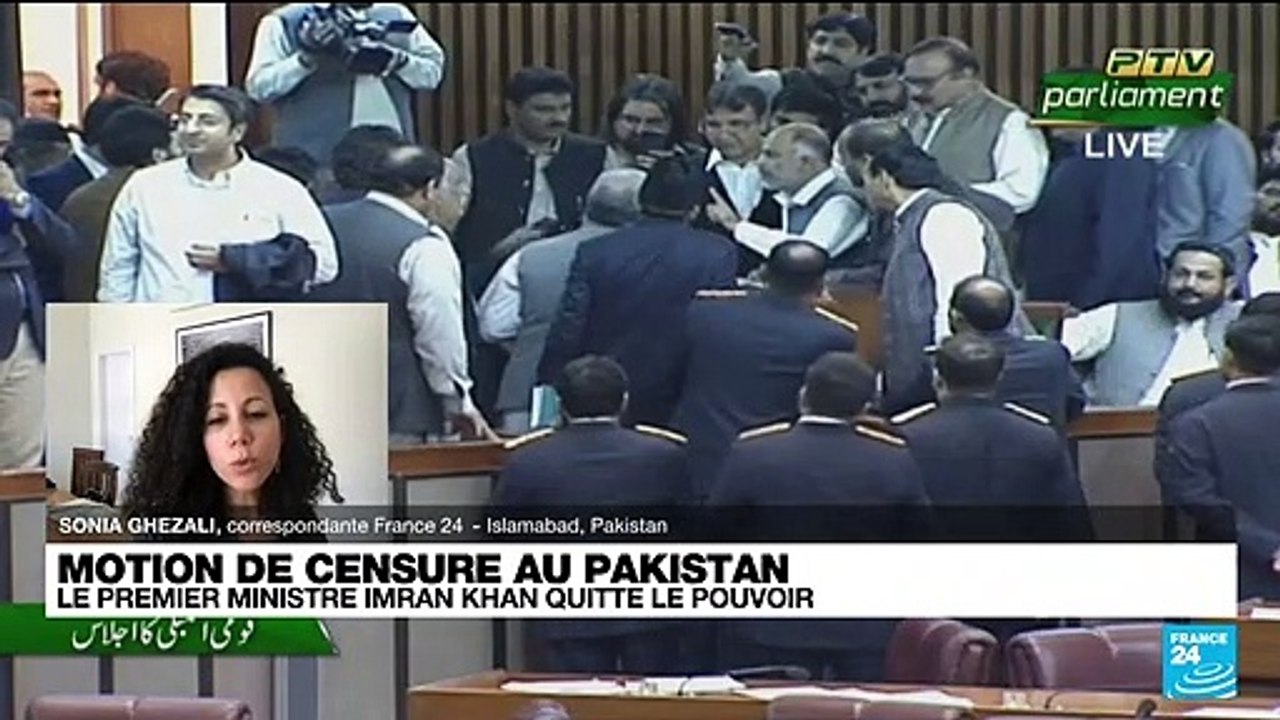 Pakistan : Imran Khan, défait par une motion de censure, quitte le pouvoir