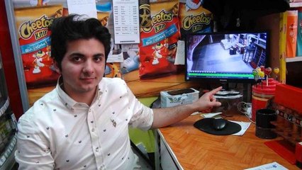 Sahur vaktinde geldiği marketten muz kasasını çalıp yoluna böyle devam etti