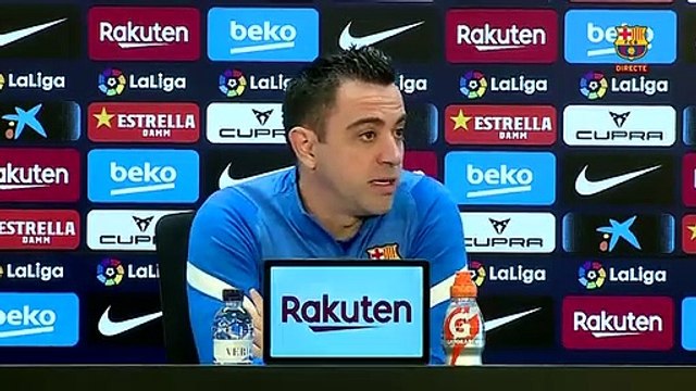 Xavi se deshace en elogios hacia Ousmane Dembelé / FCB