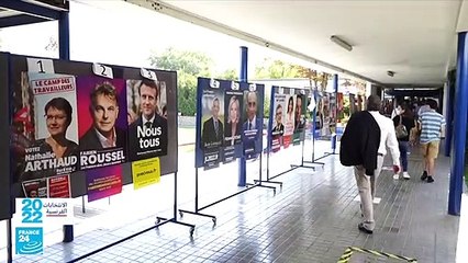 الفرنسيون المغتربون يدلون بأصواتهم