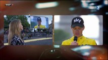 Chris Froome remercie son épouse sur le podium du Tour de France