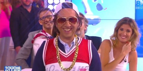 Stéphane Bern joue les rappeurs dans Touche pas à mon poste