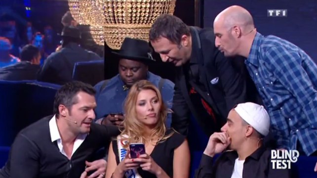 Camille Cerf (Miss France) parle de ses fesses sur Twitter... Le Zapping people
