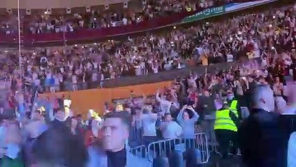 Así fue el 'fiestón cripto' de Badalona