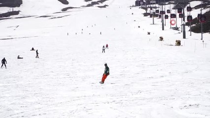 Erciyes'te bahar havasında kayak keyfi