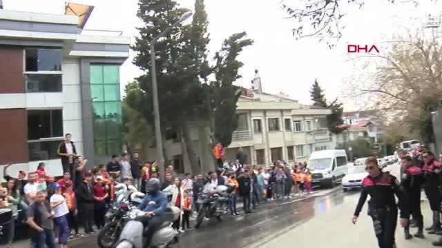 SPOR Galatasaray derbi için Kadıköy'e hareket etti