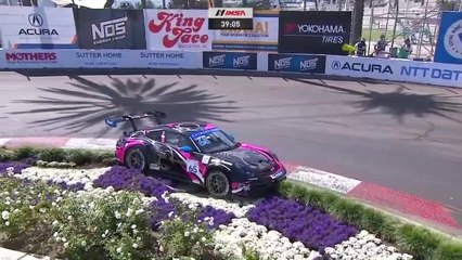 Porsche Cup America Long Beach 2022 Race 1 Start Castro Stuck Roundabout